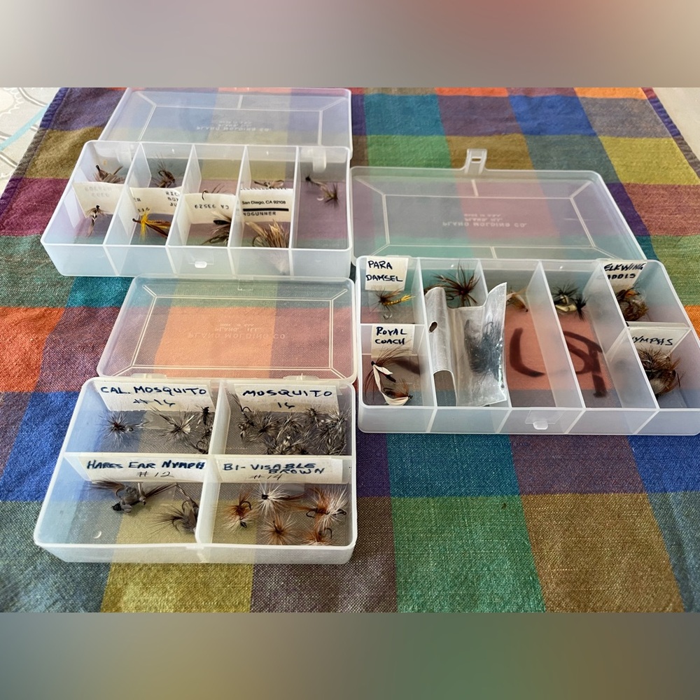 Fly fishing dry flies. 64